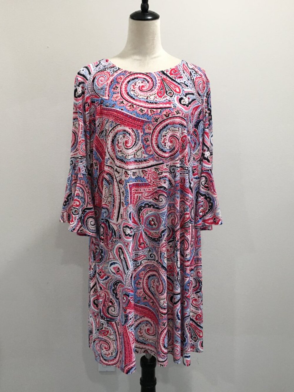 TOMMY HILFIGER 3/4 Bell Sleeve Multi-Color Paisley Print Jersey Dress
